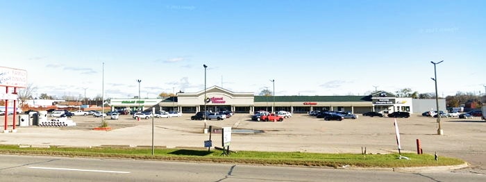 K-Mart (Kmart) - Mount Clemens - 50 N Groesbeck Hwy